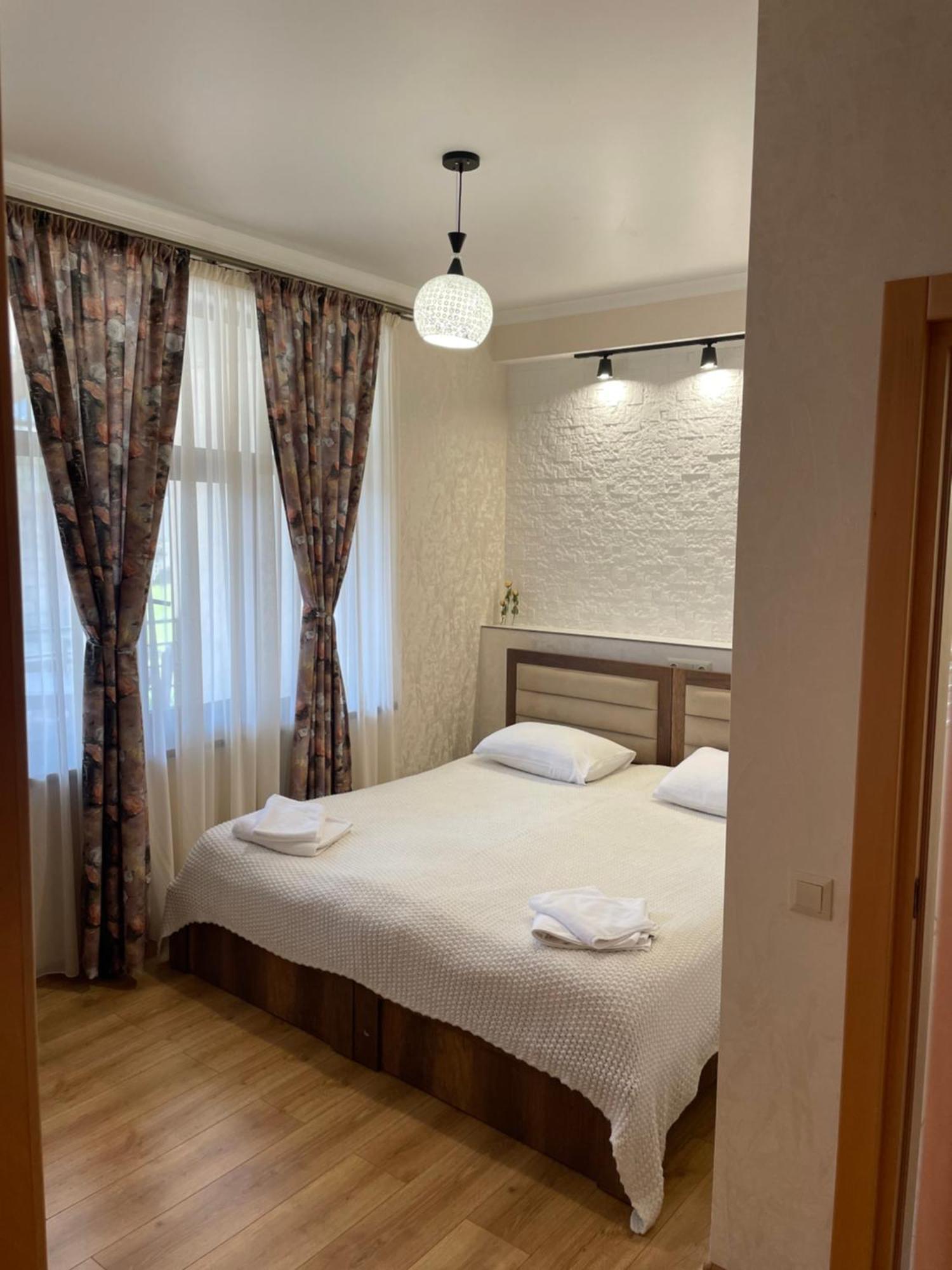 Guesthouse Shampriani Местия Экстерьер фото